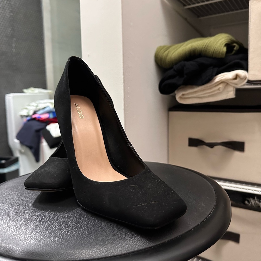 Aldo black pumps